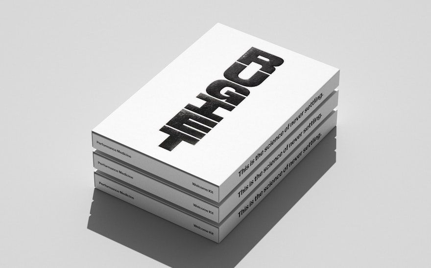 Rugiet hero packaging mockup branding